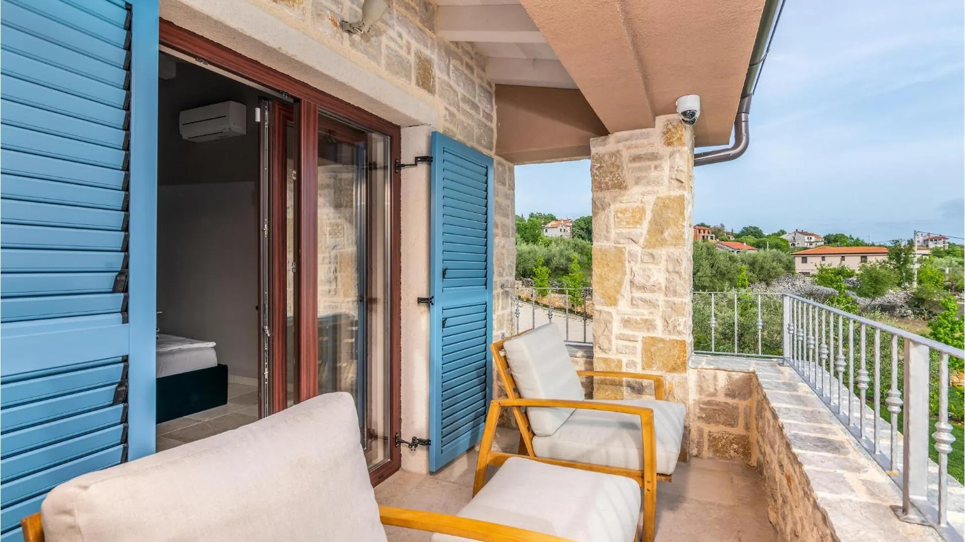 Tatil Evi Beautiful Home In Linardici With Kitchen