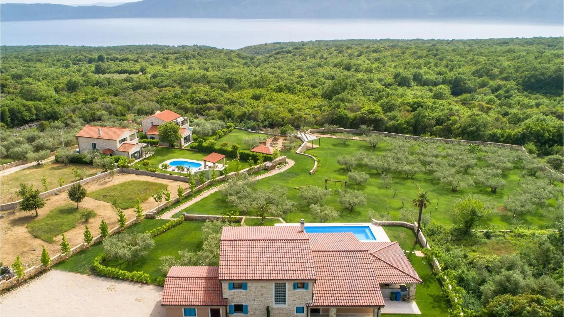 Tatil Evi Beautiful Home In Linardici With Kitchen Hırvatistan